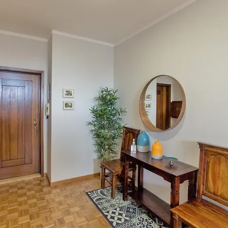 Republica Square By Hosts Apartment Porto