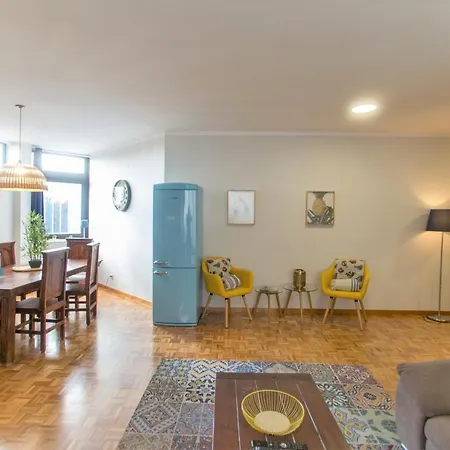 Apartment Republica Square By Hosts